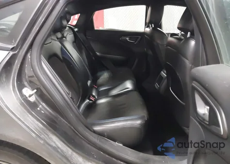 2015 Chrysler 200 S z USA, uszkodzony, nr VIN 1C3CCCBB4FN595696